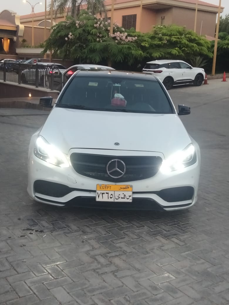 Mercedes Benz