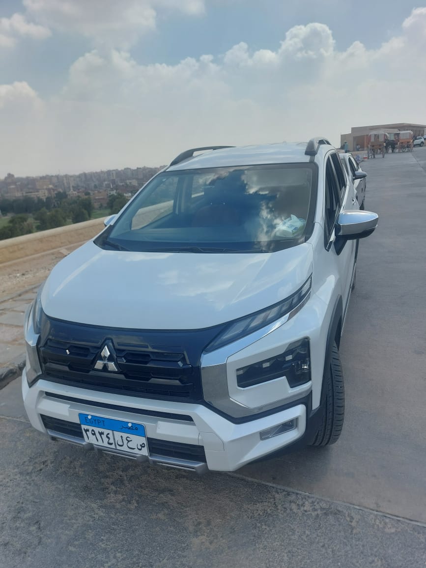 Mitsubishi xpander cross